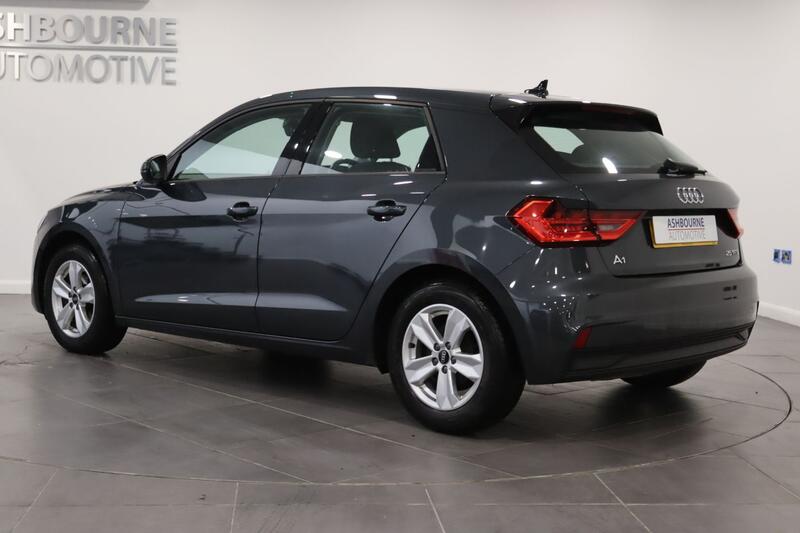 AUDI A1 1.0 TFSI 25 Technik 2021