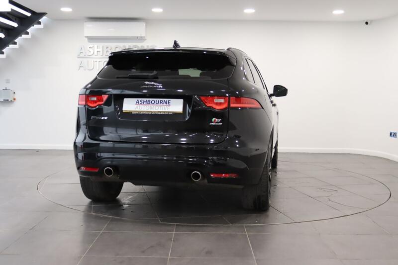 JAGUAR F-PACE 3.0 D300 V6 S 2018